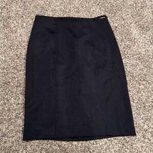 Women’s Elie Tahari black pencil skirt